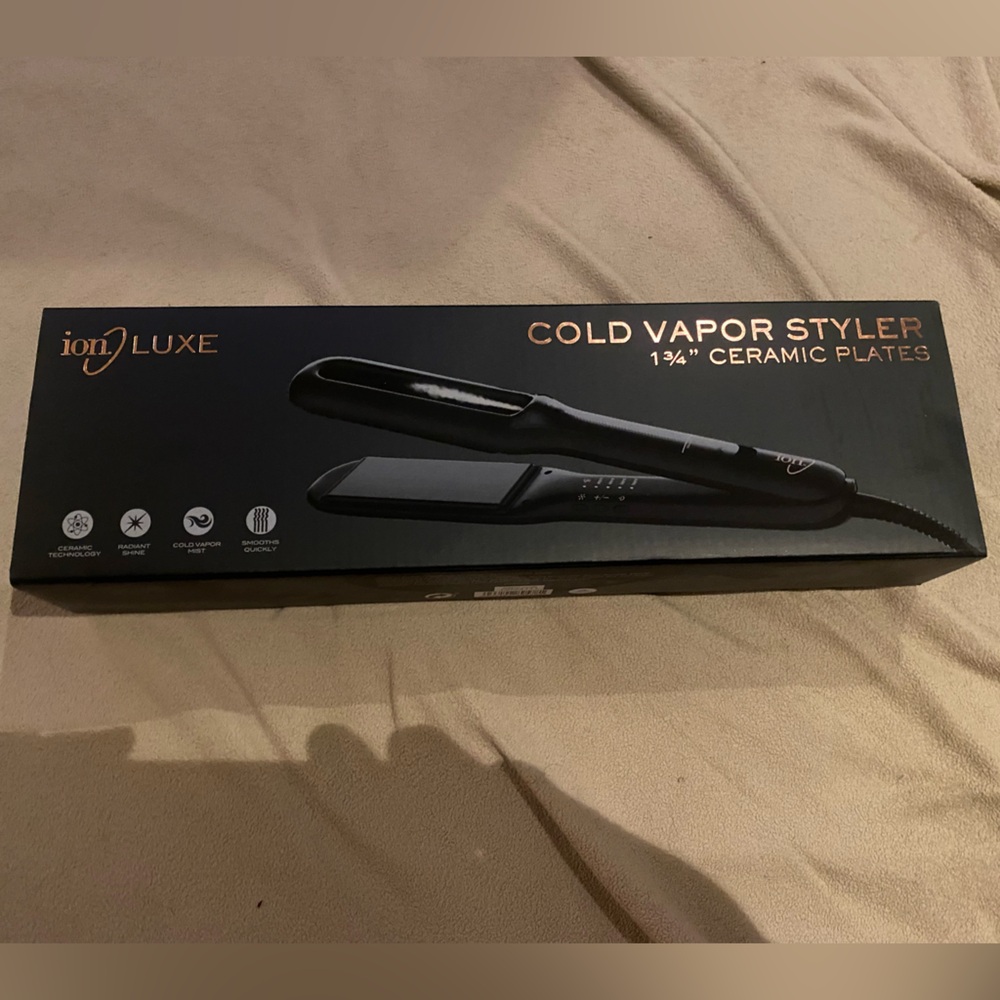 ion Luxe Cold Vapor Styler (1.75-inch ceramic plates) from INFINI LUXE